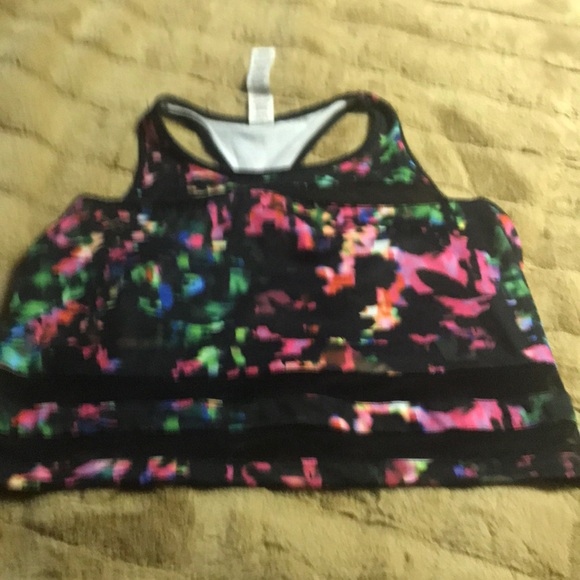 Fabletics workout top and leggings - Picture 2 of 4